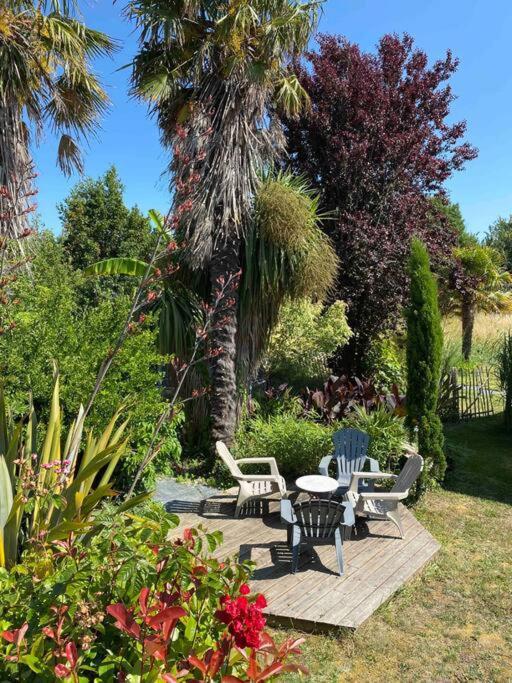 Ballade A Pied De La Ria - Walk From The Door Belz